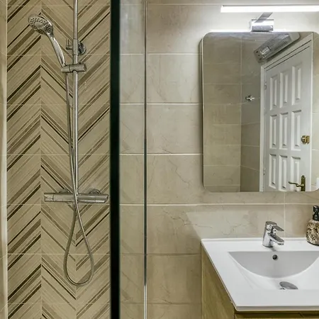 L'esquirol Casa Con Piscina L'Escala