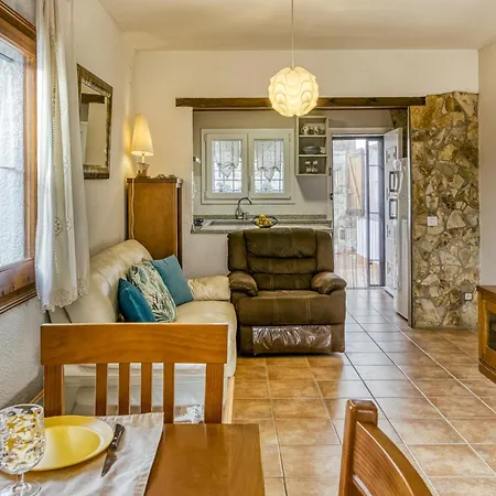 L'esquirol Casa Con Piscina Holiday home L'Escala