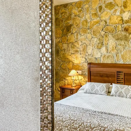 L'esquirol Casa Con Piscina Дом отдыха Ля Эскала